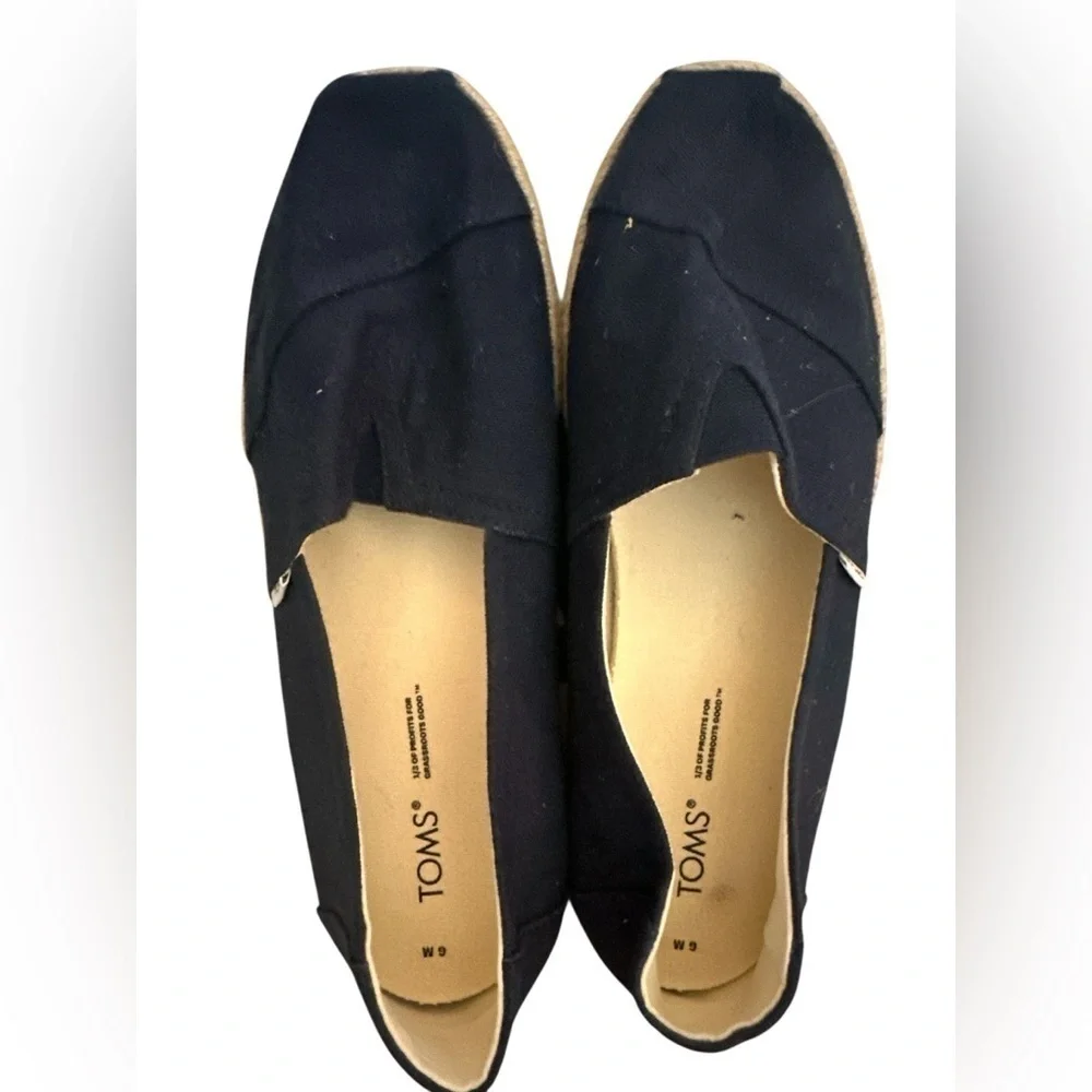 TOMS Dark Blue Alpargata Rope Canvas Espadrille size 9
